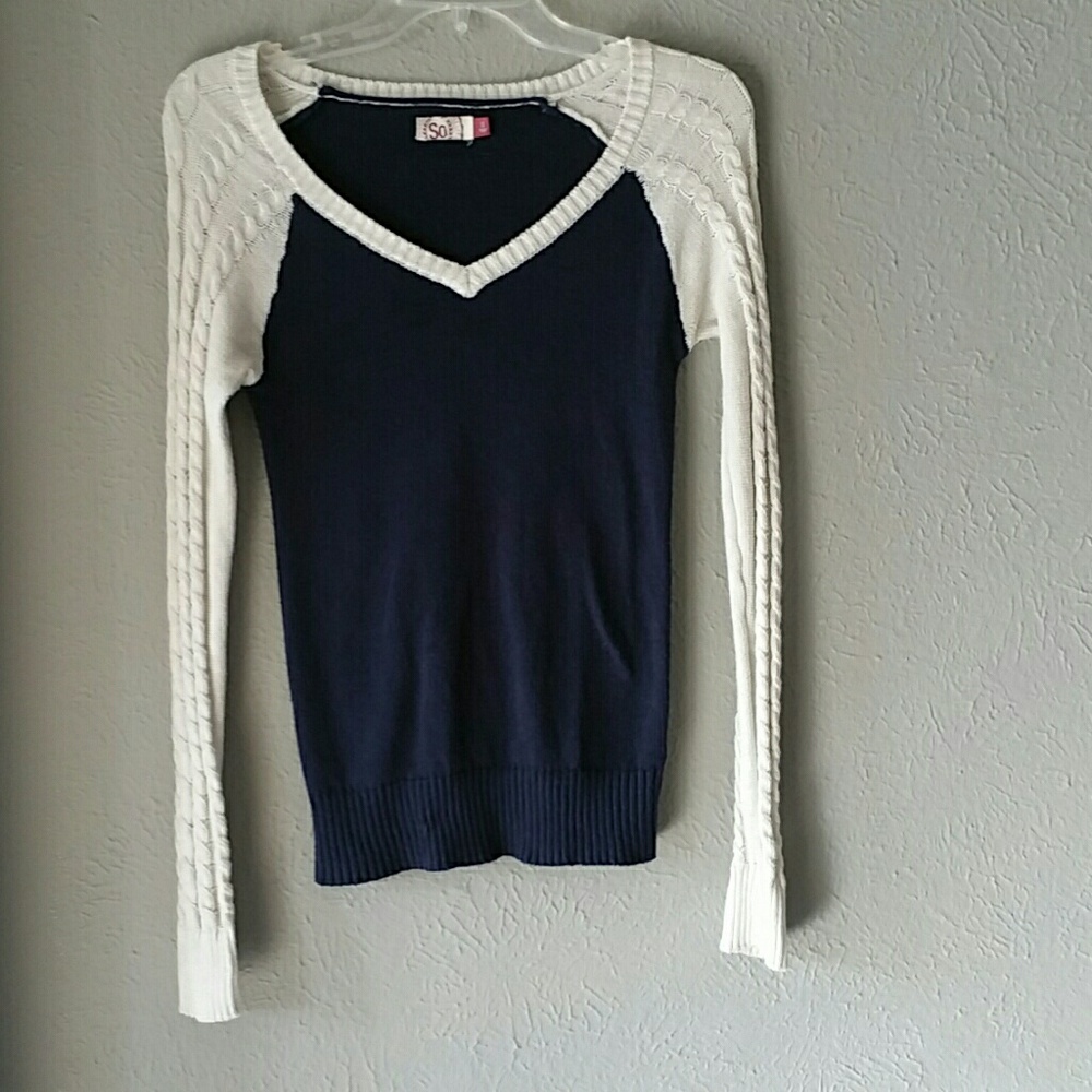 Knit sweater